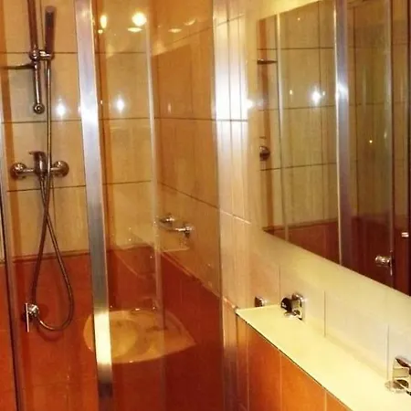 Davio Dla 2 Osob * ミエンジズドロイェ